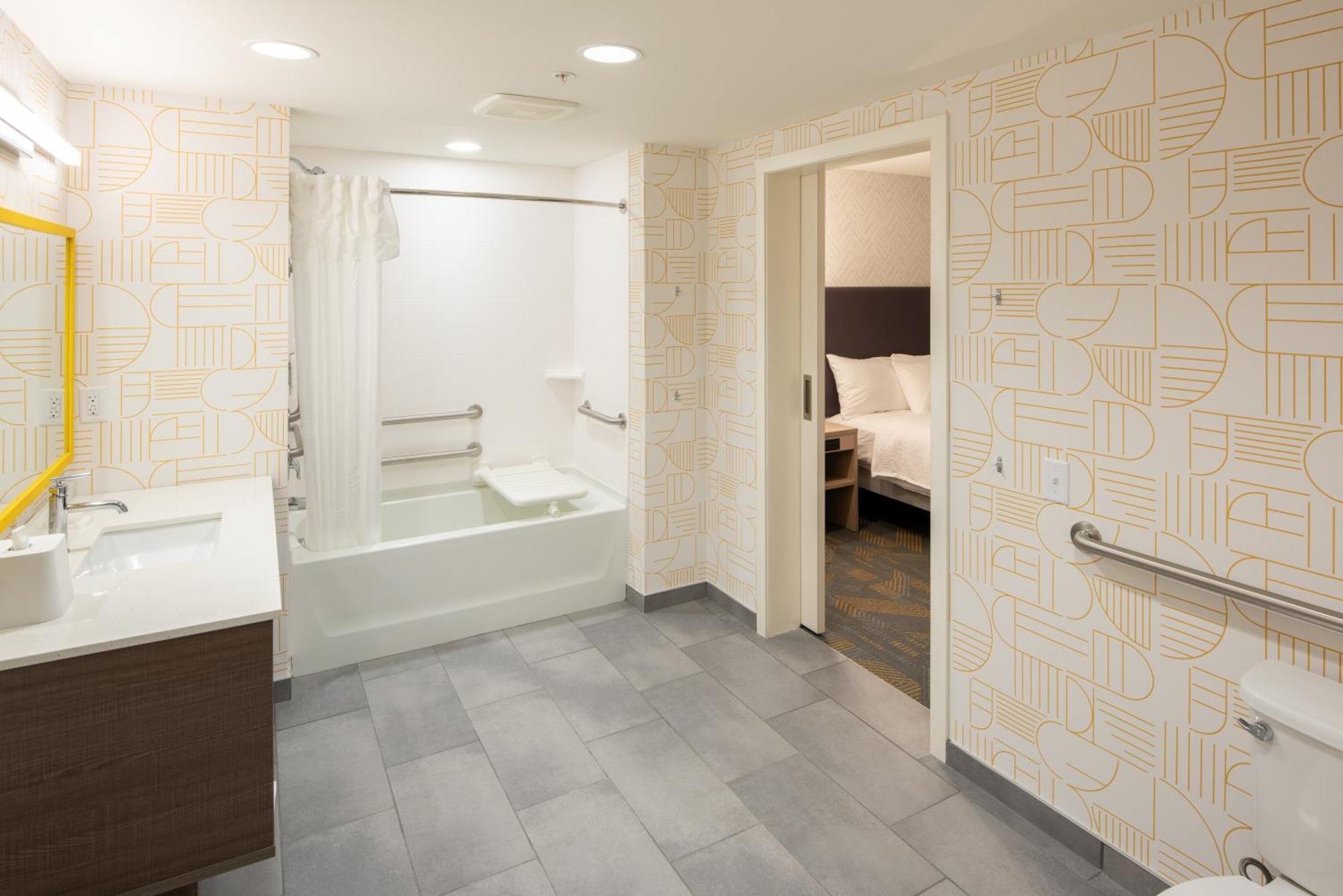 Home2 Suites By Hilton East Haven New Haven Exterior photo